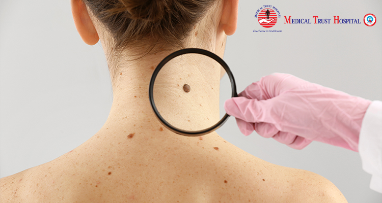  Image showcasing a group of dermatologists at work, symbolizing expertise and quality skincare services in Kochi.